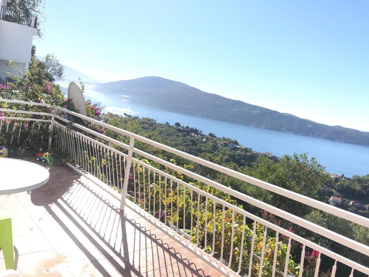 Magnificent Views Apartment Χέρτσεγκ Νόβι Εξωτερικό φωτογραφία